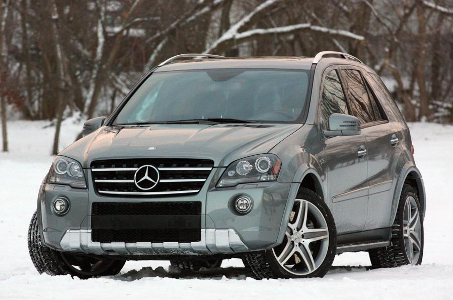  Mercedes-Benz ML63 AMG 2011 года  (фото 70 из 81)